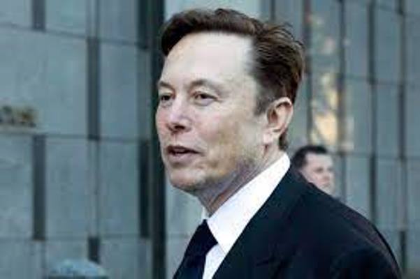 A segundo lugar se va Elon Musk en lista de Forbes