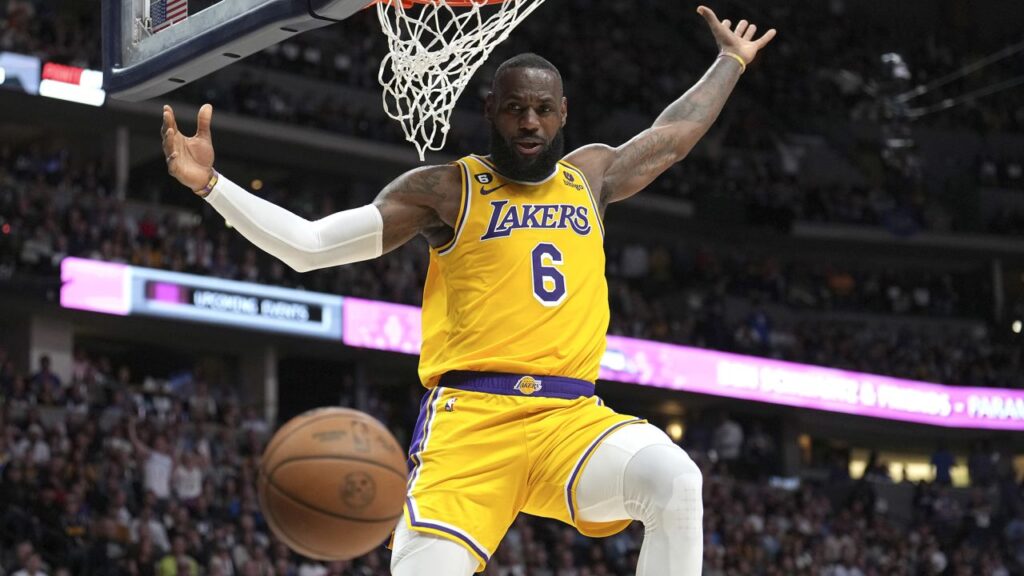 Ganan Lakers o se van a casa