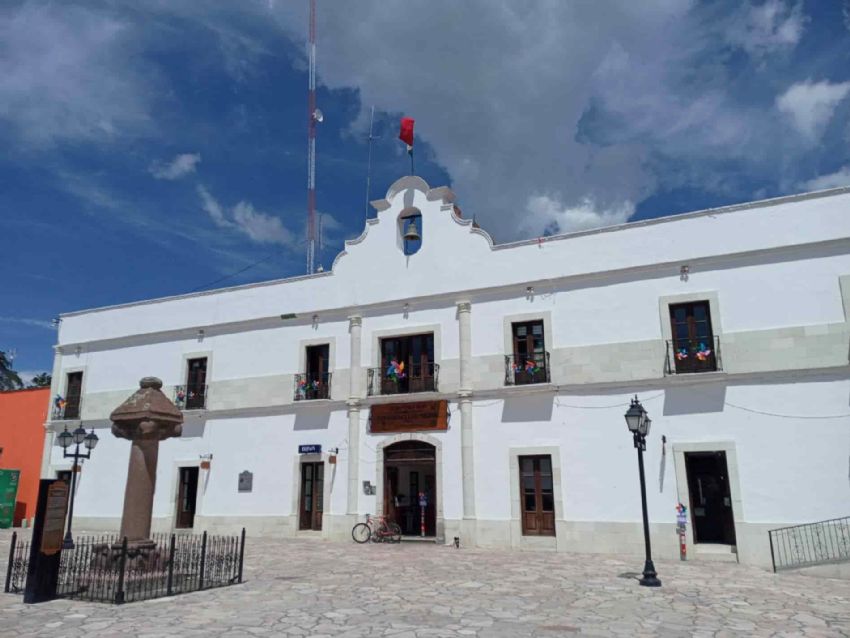 Zempoala sin luz por lluvia y granizo