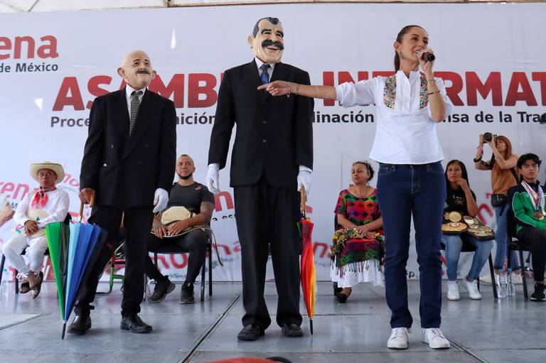 Irrumpen Salinas y Fox en evento de Sheinbaum