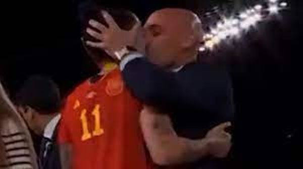 Suspendido por 90 días Luis Rubiales