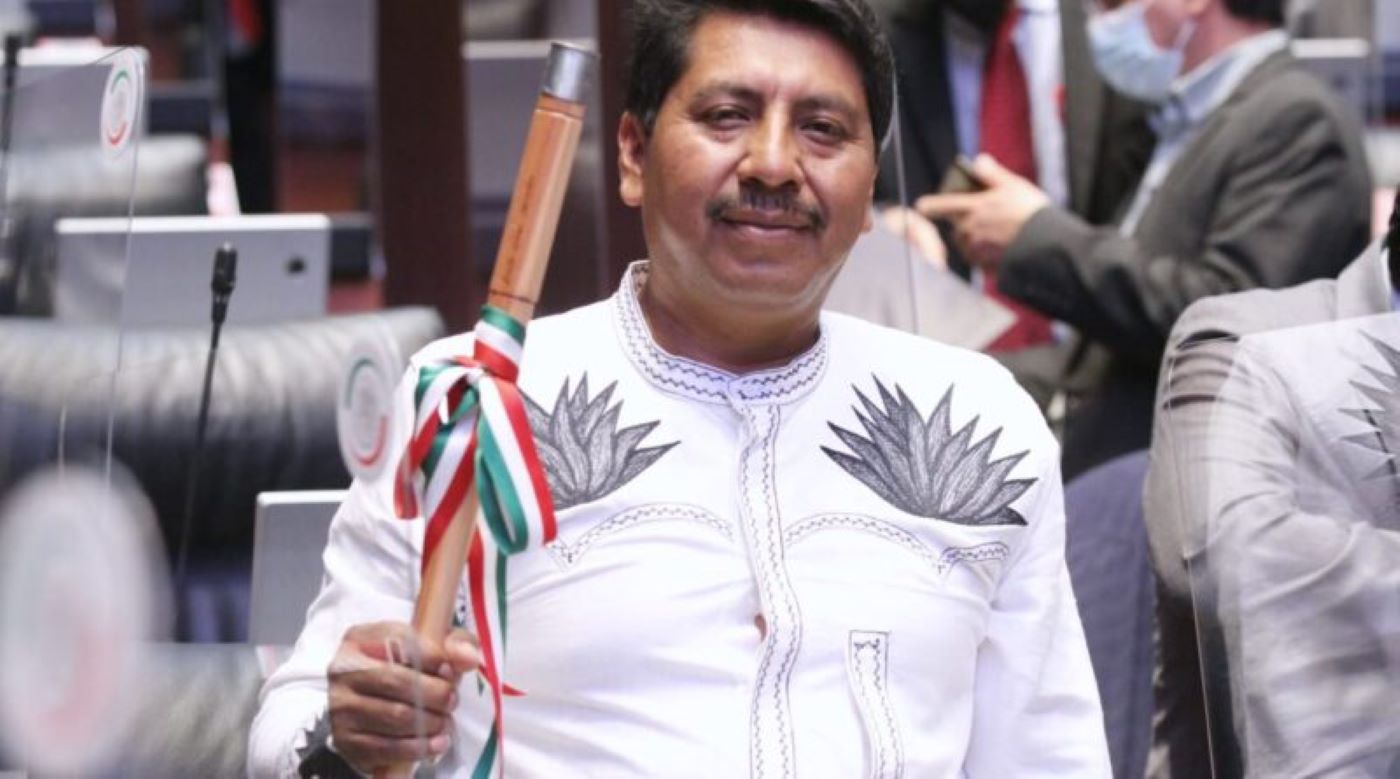 Senador no paga entrada a zona arqueológica