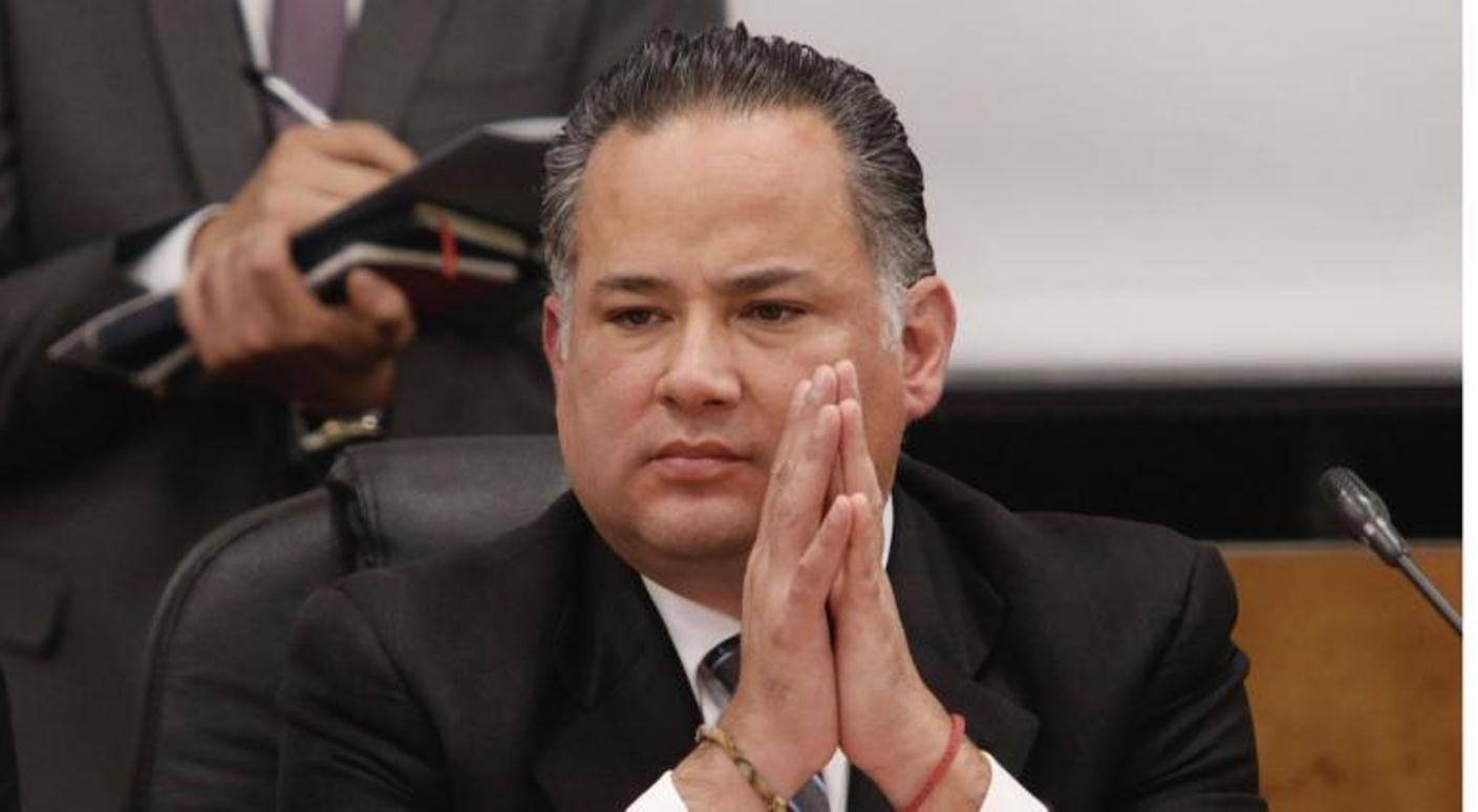 Se va Santiago Nieto el 1 de enero