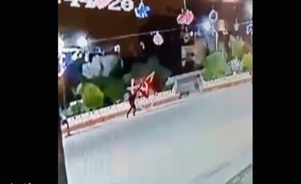 Captan al Grinch de Tolcayuca destruyendo la navidad