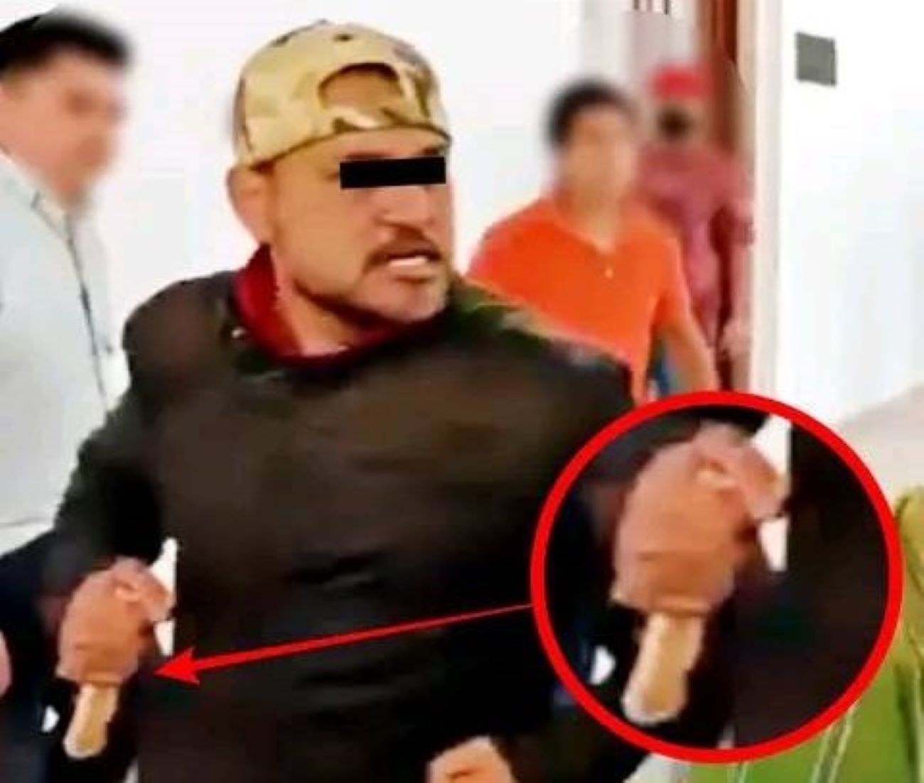 Vinculados a proceso cuatro porros de la UAEH