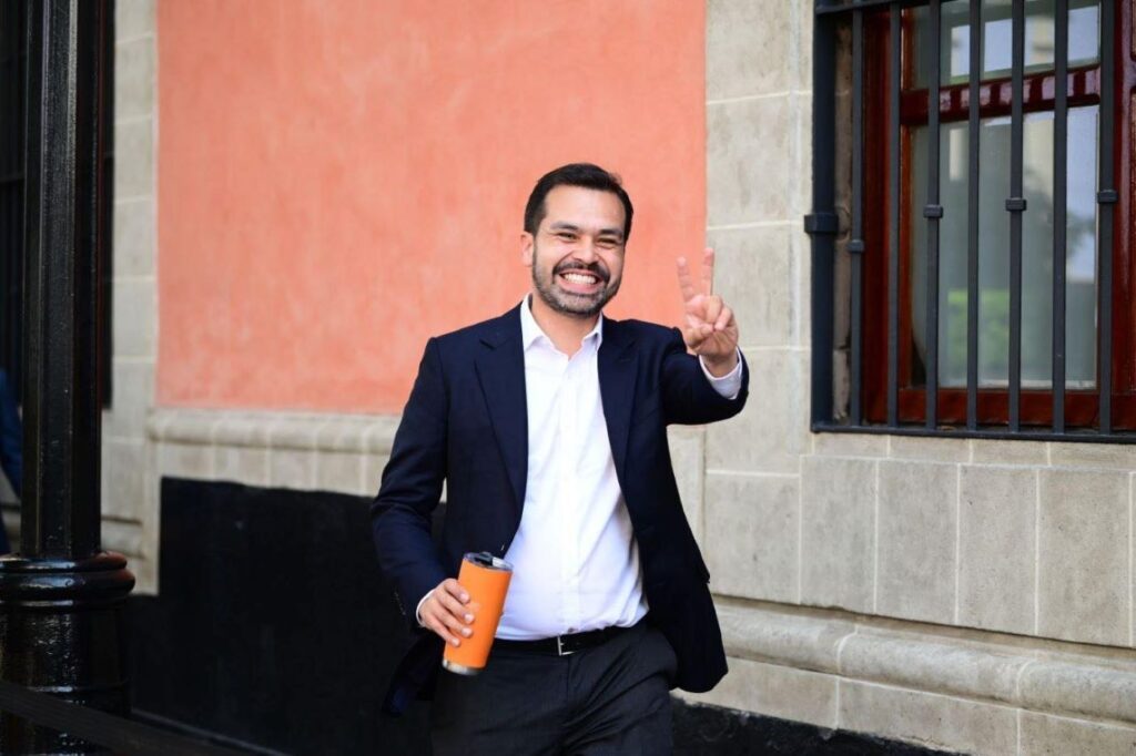 Álvarez Maynez y su plan de seguridad