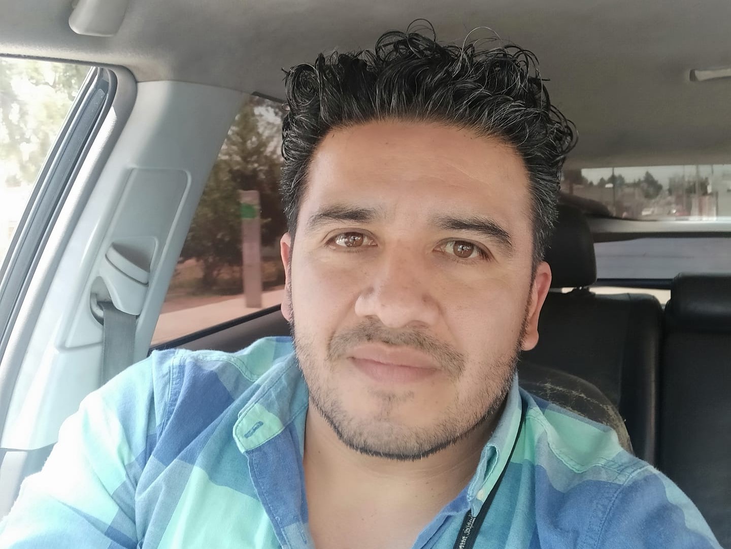 Lino Barrios, reducido a lacayo de Marisol Ortega