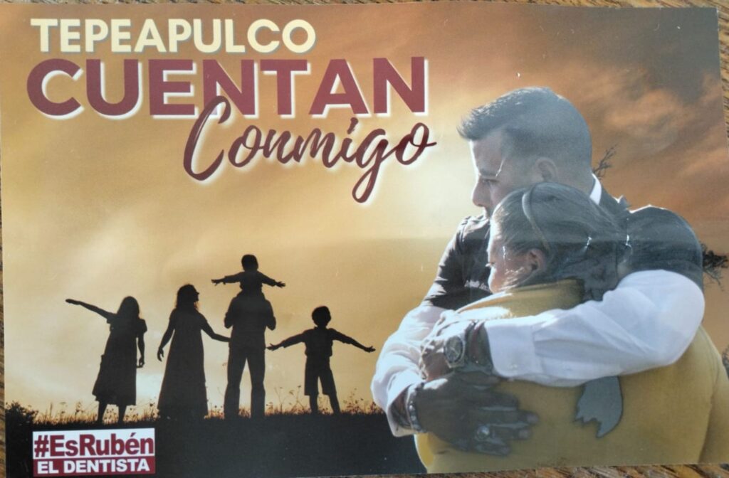 En plena promoción personal pre aspirantes de Morena