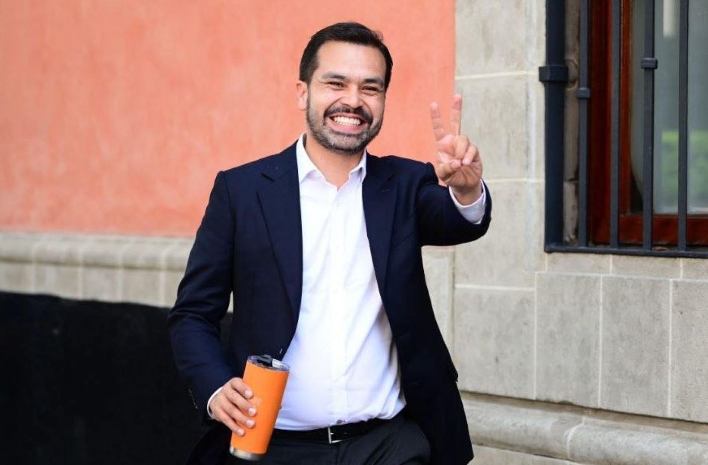 Que se cierre refinería de Cadereyta, pide Álvarez Máynez