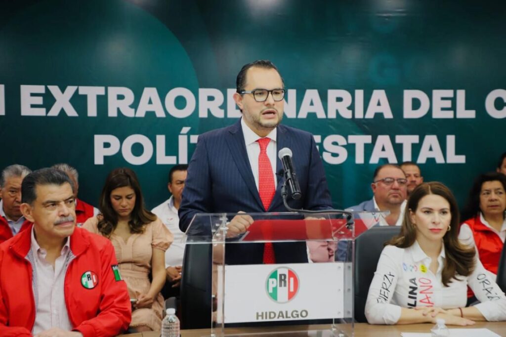 Cumple 95 años el PRI