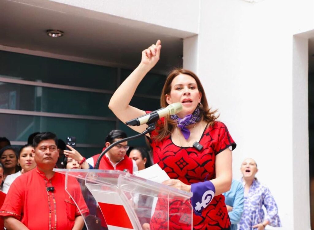 Registra PRI a sus candidatos a diputados locales