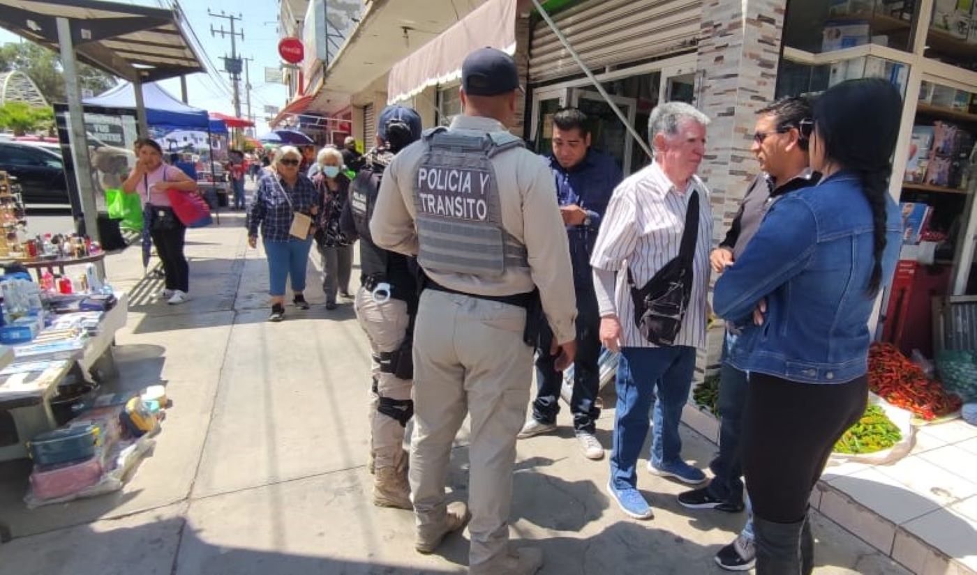 Crece comercio ambulante en calles de Tepeapulco