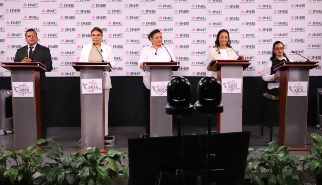 Mayka Ortega ganó debate
