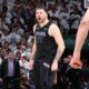 Dallas gana y pone la serie 2-0