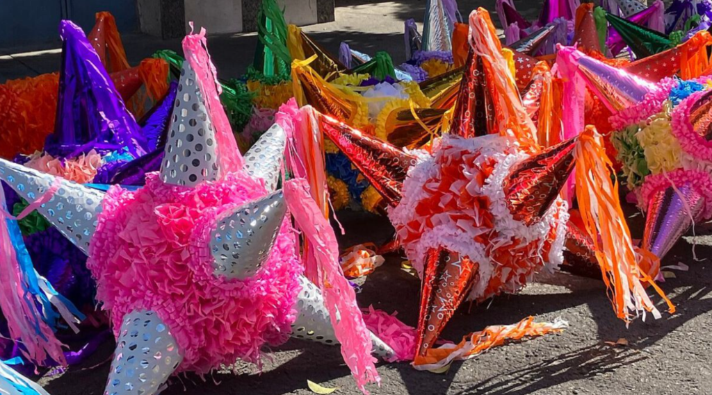 Feria Internacional de la Piñata