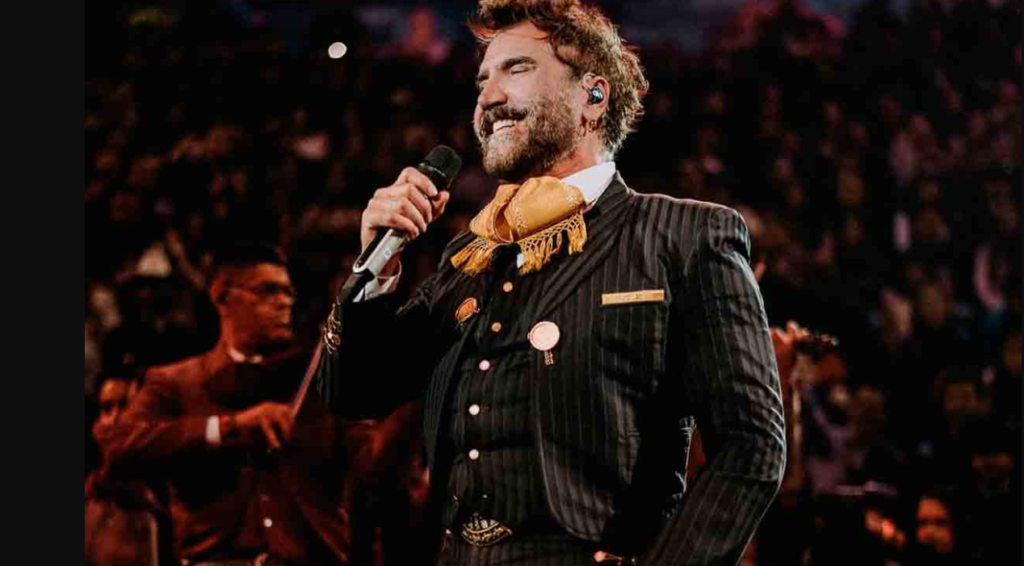 Alejandro Fernández rompe el silencio sobre los rumores de su sexualidad