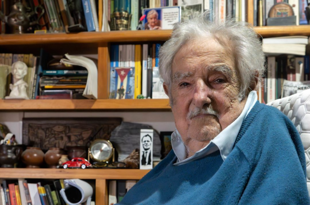 Mujica dice que el cáncer se le expandió al hígado: "Me estoy muriendo"