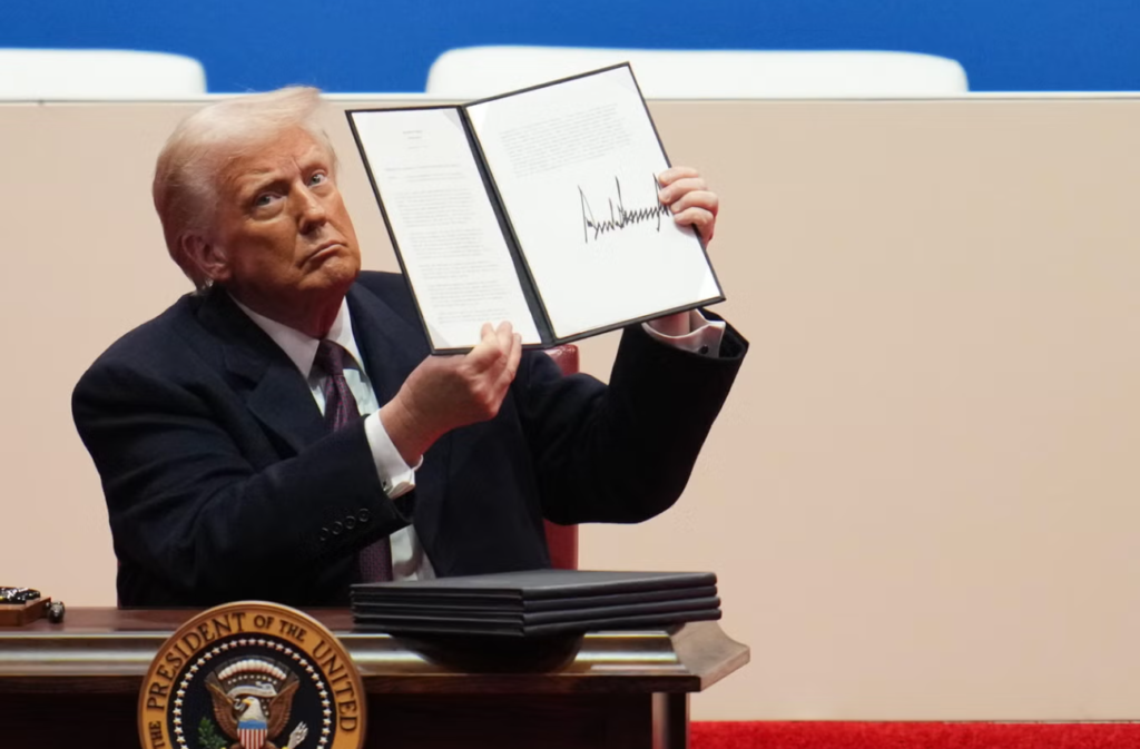 Congreso de EU aprueba la primera ley antimigración desde investidura de Trump