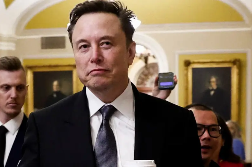 Musk ya es “empleado especial” del gabinete en la Casa Blanca