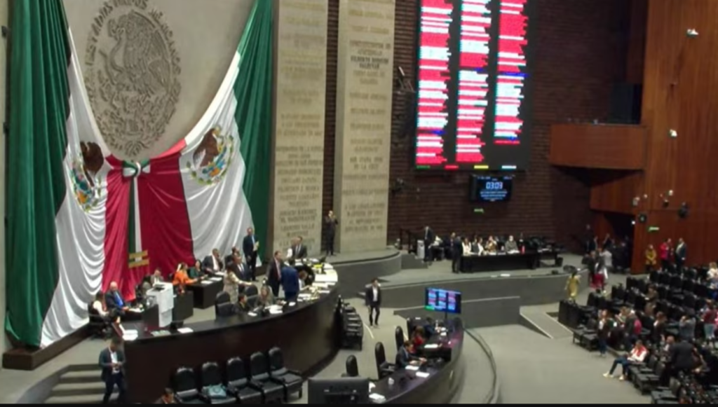 Diputados aprueban reforma contra nepotismo electoral y no reelección