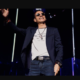 Marc Anthony explota contra fan que le lanzó una botella en pleno concierto