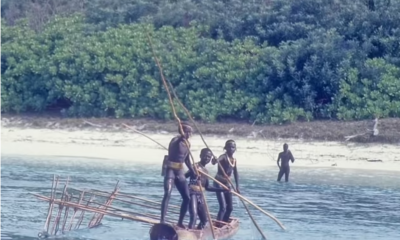 Detienen a influencer por invadir y poner en riesgo a la tribu más aislada del mundo