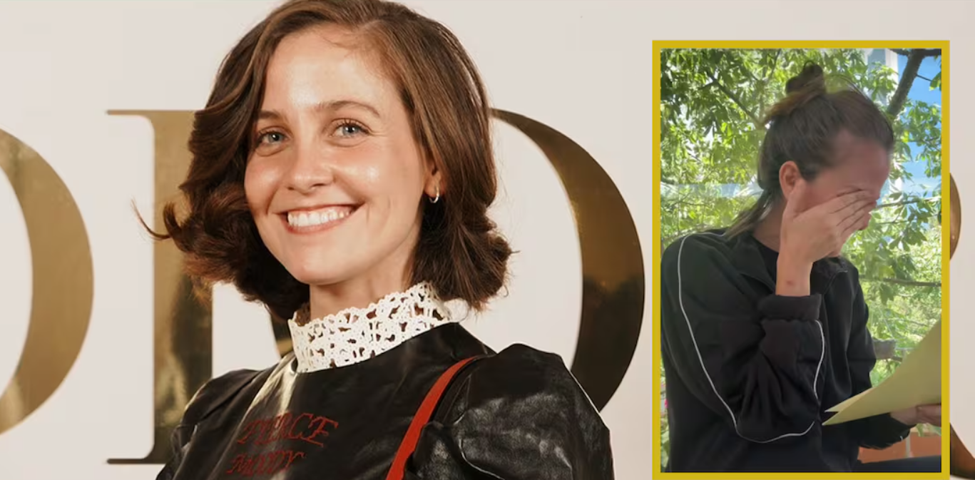 Natasha Dupeyron presume que logró concluir la preparatoria