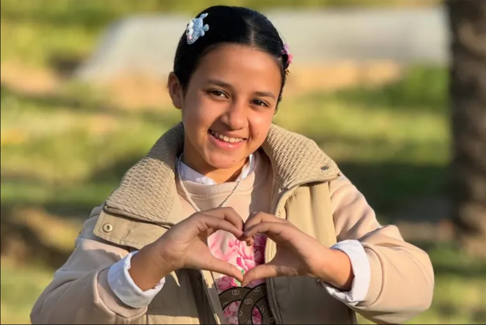 Ataque israelí muere Yaqeen Hammad, niña que dio esperanza en Gaza