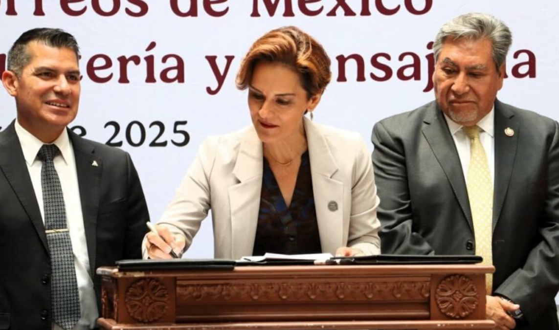 Correos de México firma convenio para el envío de paquetería en menos tiempo