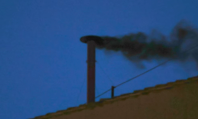 Fumata negra en el Vaticano: no hubo acuerdo tras la primera votación del Cónclave