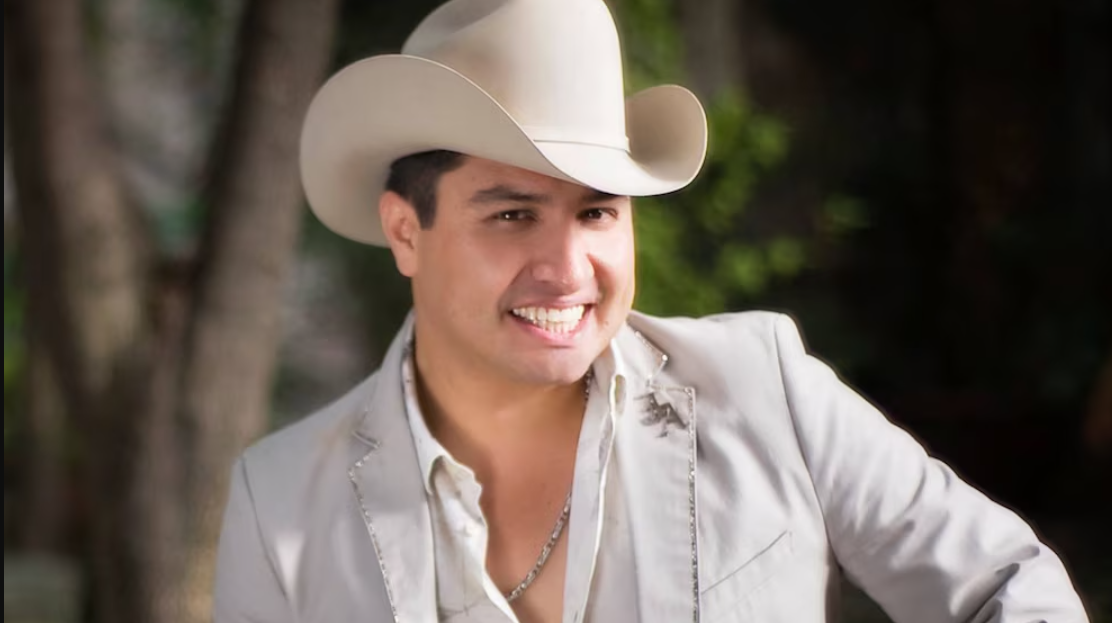 Julión Álvarez rompe el silencio tras cancelación de su visa y habla de su show en EU