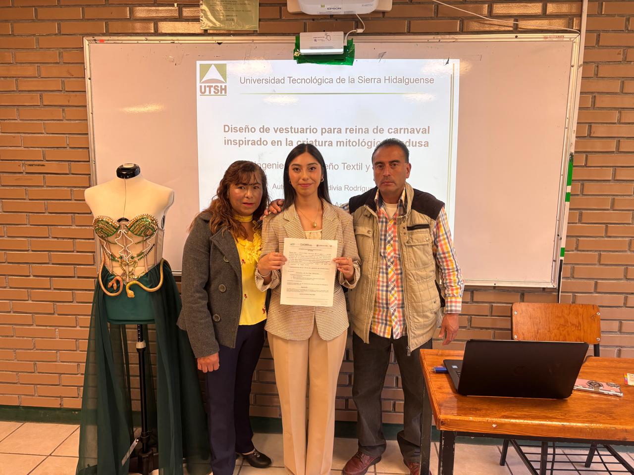 Presentan estudiantes de la UTSH proyectos de estadías