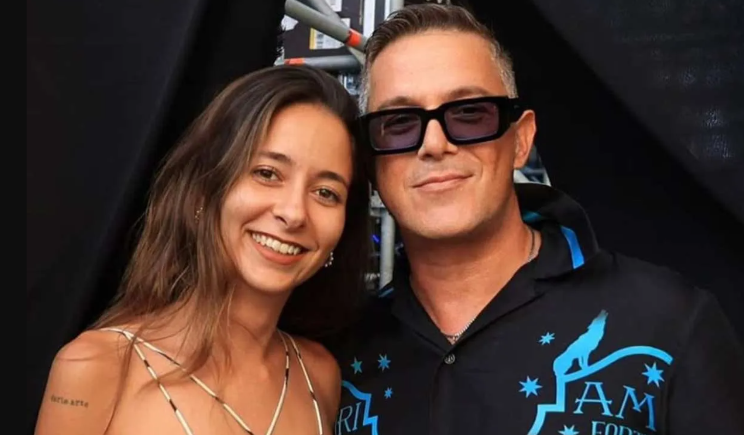 Alejandro Sanz responde a las acusaciones de manipulación hechas por Ivet Playá