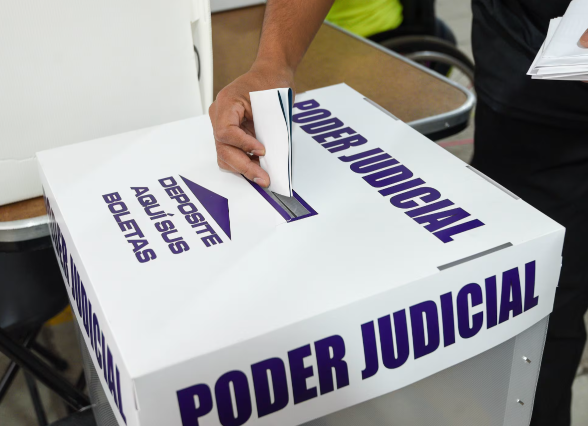Un día histórico: los ciudadanos eligen a sus representantes del Poder Judicial