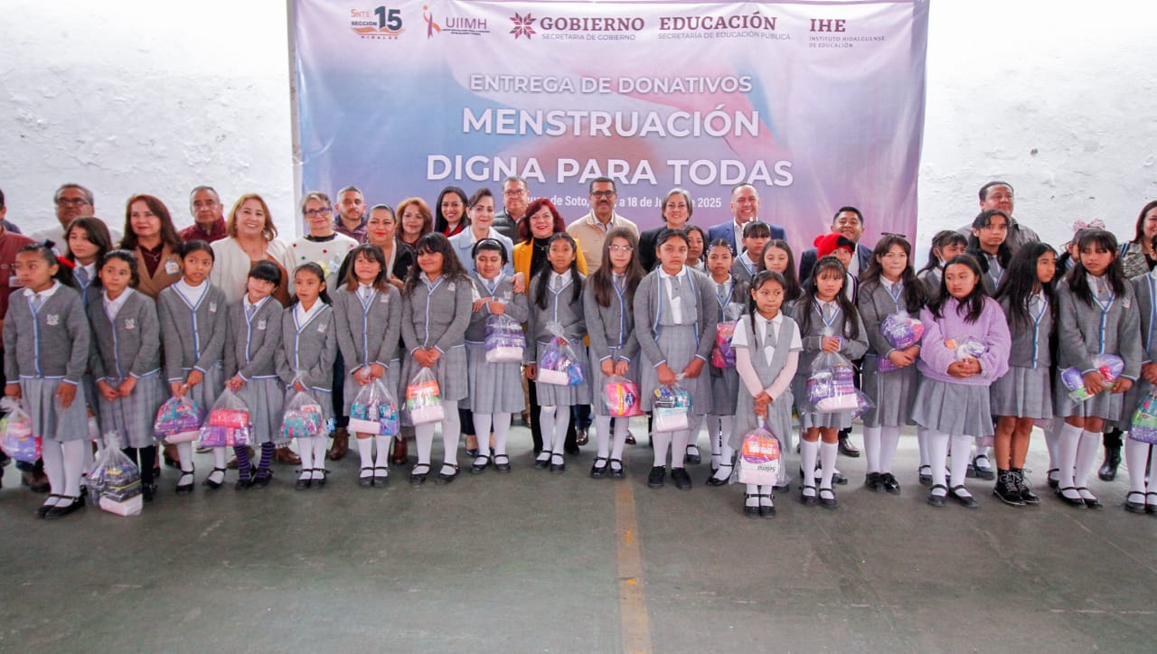 Entrega SEPH donativos del Proyecto Menstruación Digna