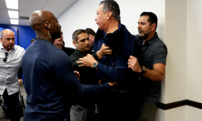 Someten y esposan a senador Alex Padilla por interrumpir conferencia de Noem