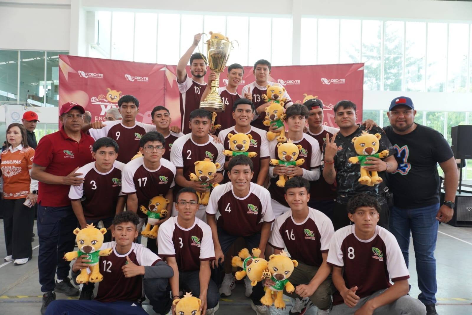 CECyTE Hidalgo, bicampeón en fútbol y primer lugar en voleibol en torneo nacional