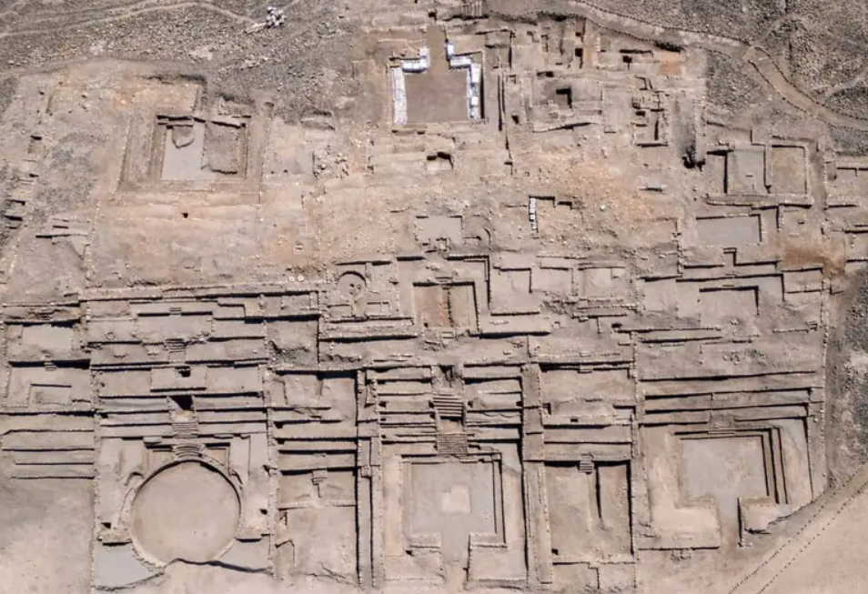 Ciudadela de 3800 años de antigüedad en Perú abre al turismo