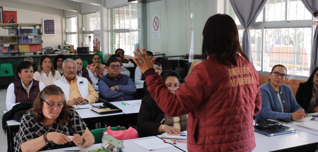Cobaeh realiza mesas de trabajo para actualización docente