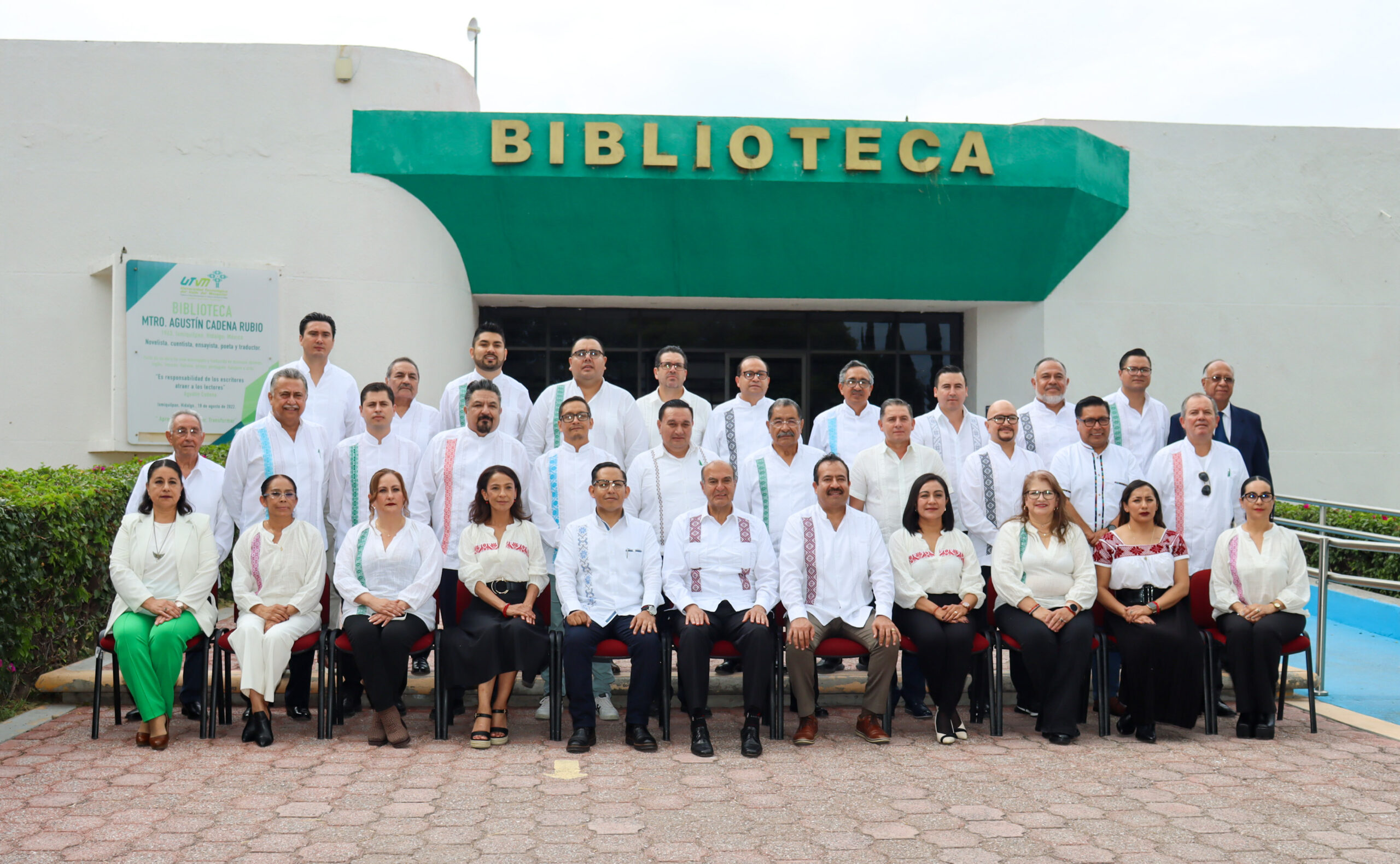 Encabeza Natividad Castrejón reunión con rectores y directores de educación superior