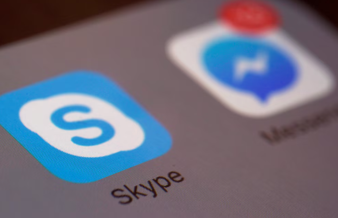 “Llamadas cruzadas”: la nueva modalidad de extorsión que pone en riesgo a menores