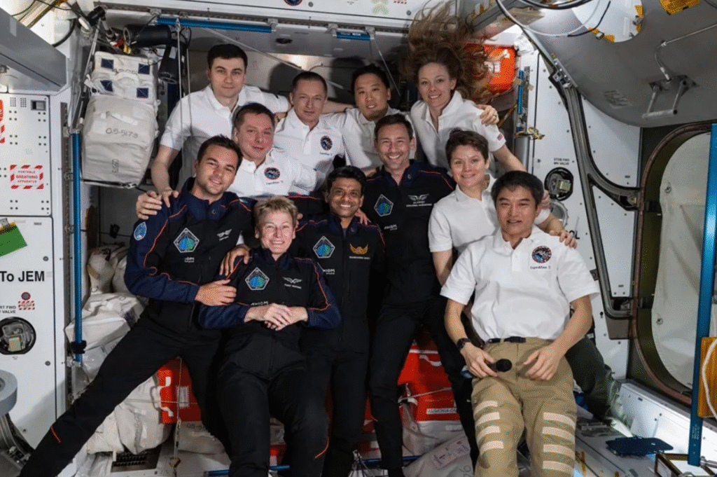 Misión Axiom-4 regresa a la Tierra con éxito