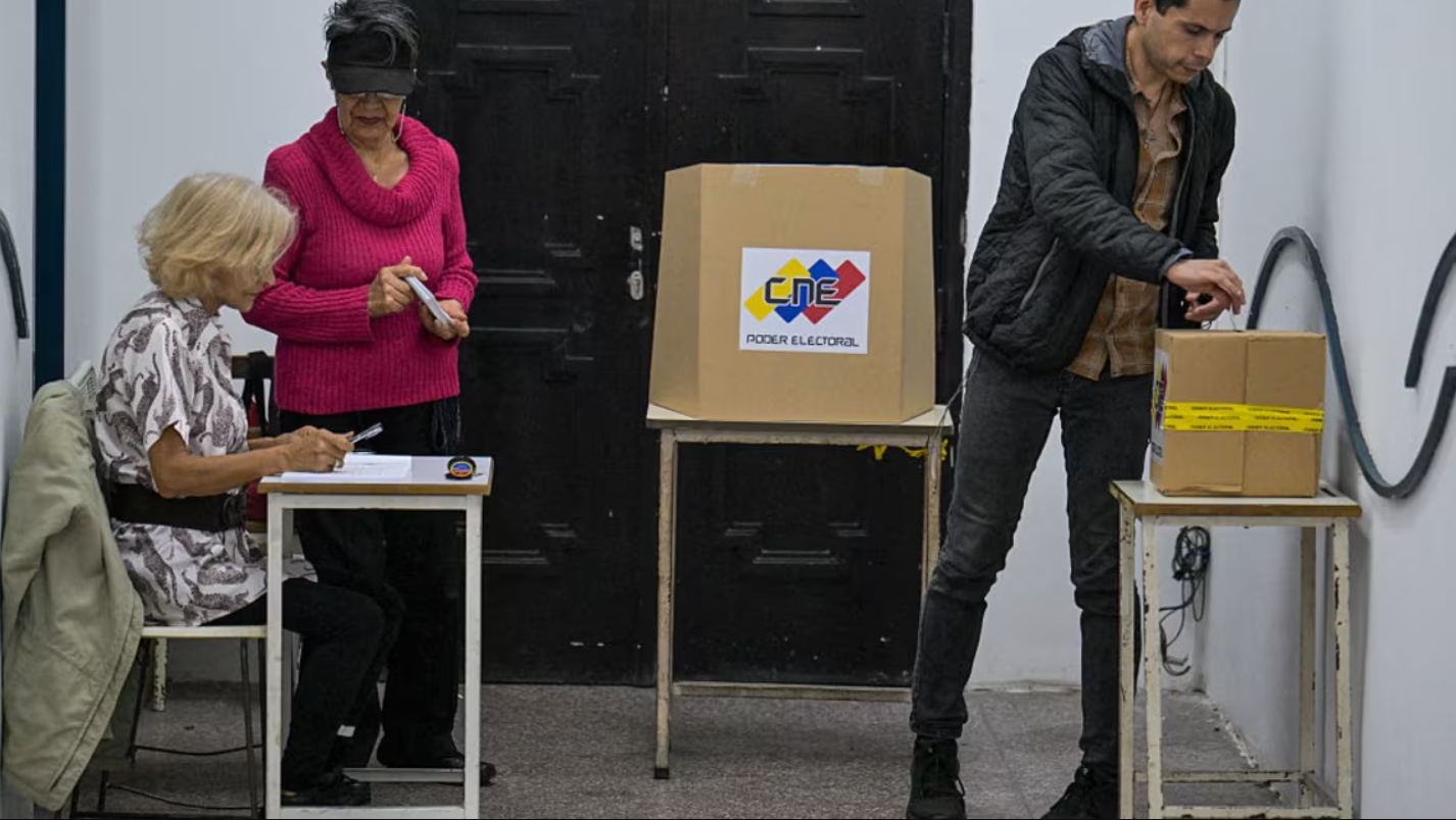 Oficialismo gana mayoría de alcaldías en Venezuela tras votación