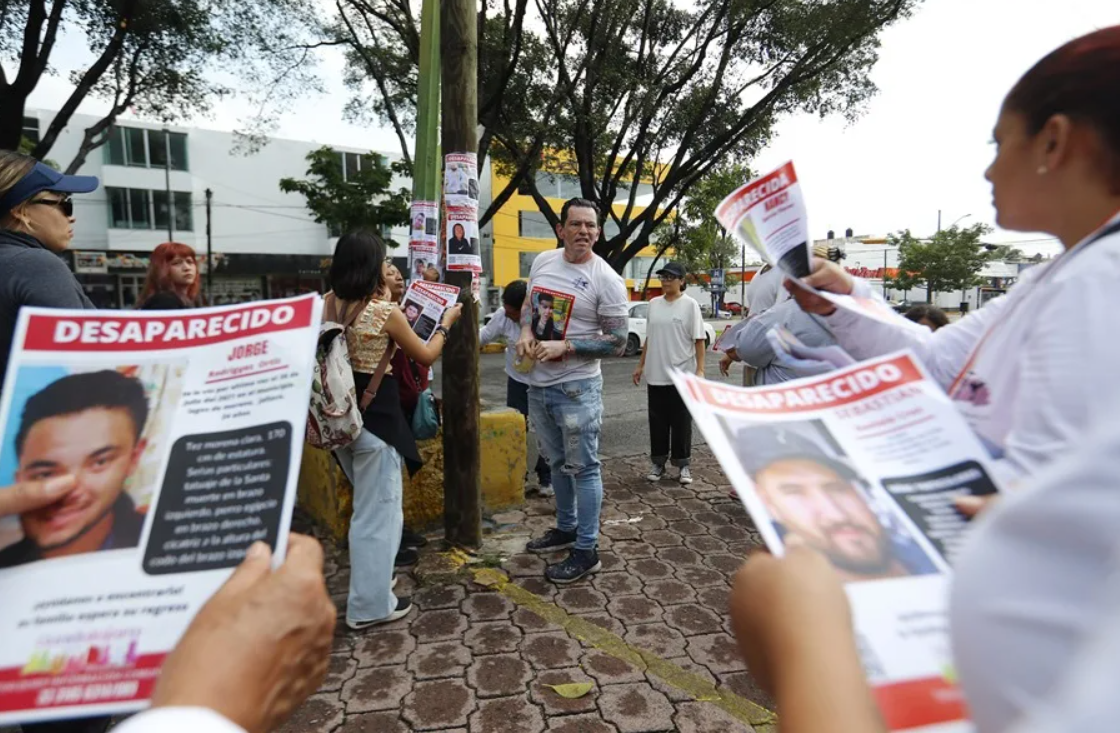 Periodistas en México abren plataforma para identificar prendas de personas desaparecidas