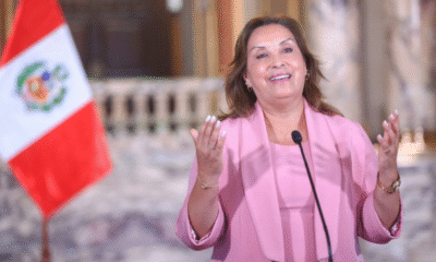 Presidenta de Perú, Dina Boluarte, se duplica su sueldo