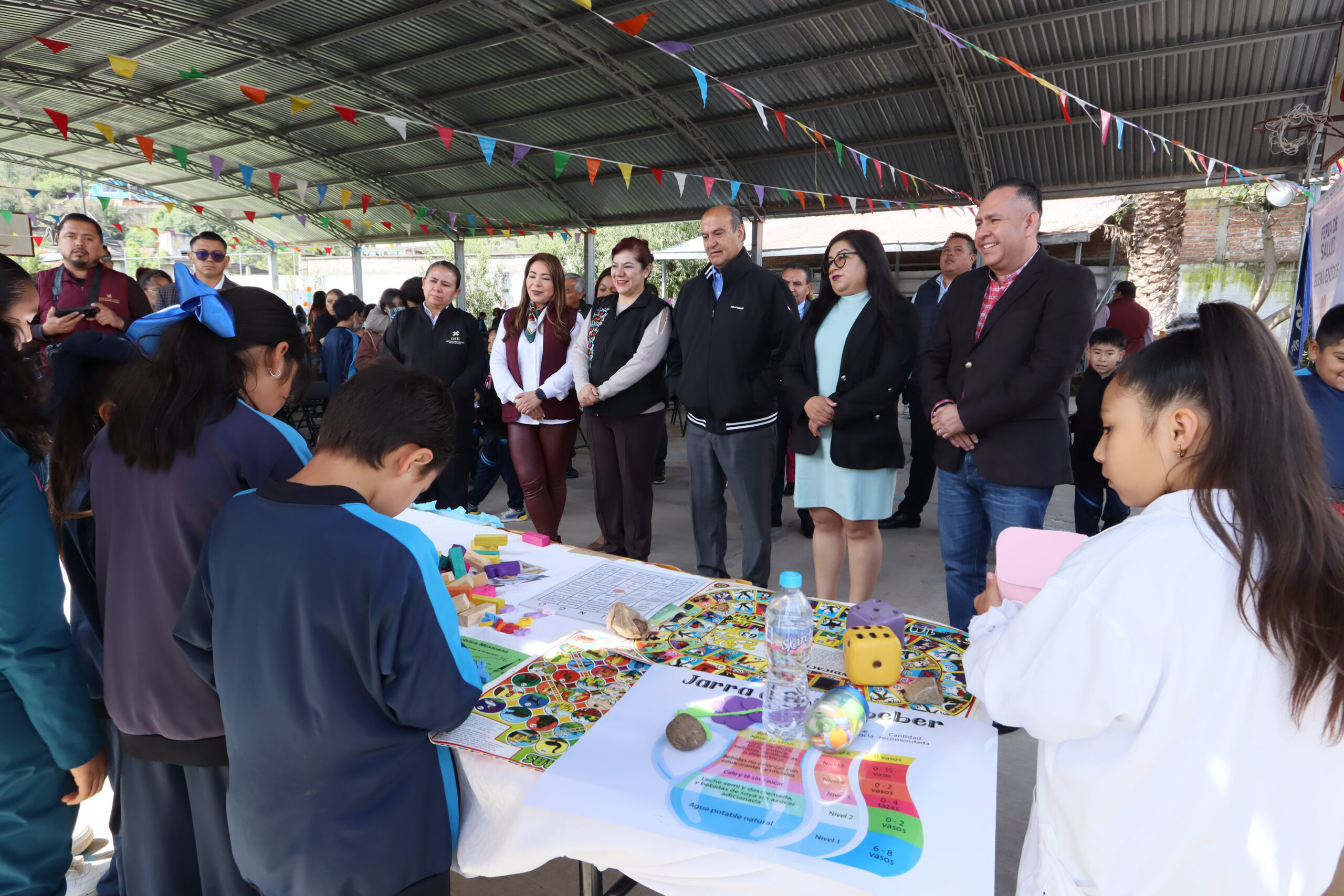 Promueve Natividad Castrejón “Vive Saludable, Vive Feliz” en Omitlán
