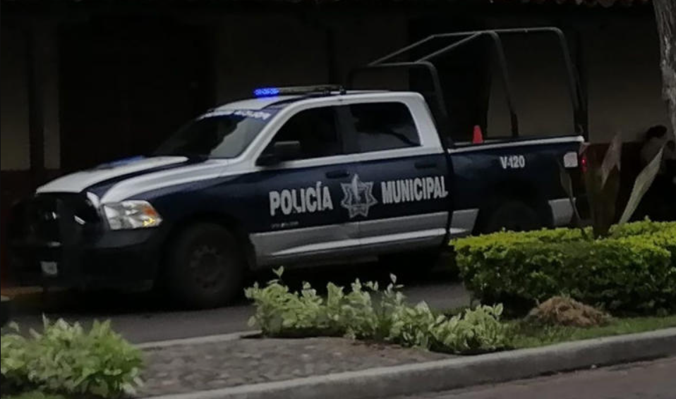 Rescatan a Mujer Encerrada por su Pareja en Colima