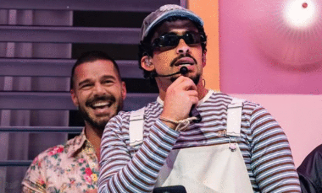 Ricky Martin y su hijo Santino se suben al escenario con Bad Bunny