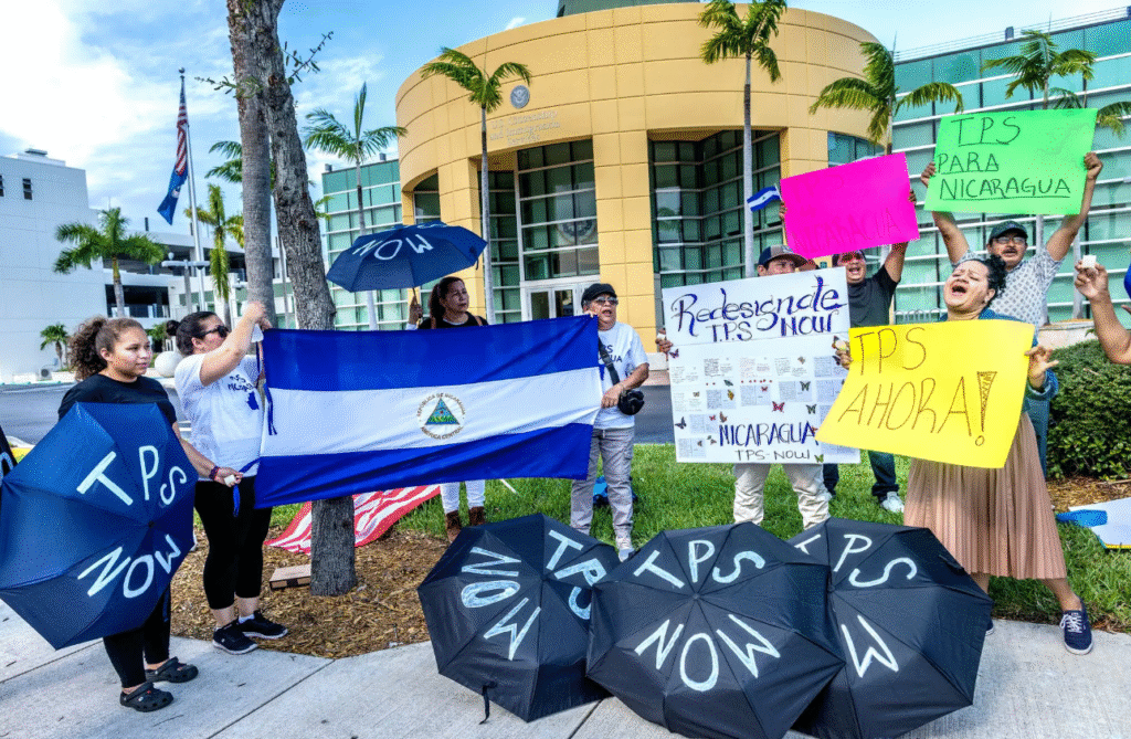 Trump elimina las protecciones para migrantes de Honduras y Nicaragua