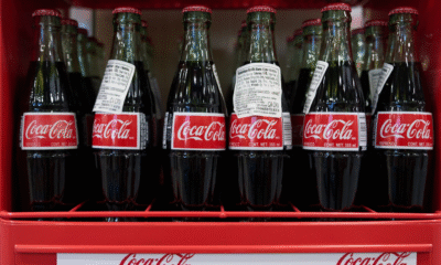 Trump promete devolver el azúcar a la Coca-Cola